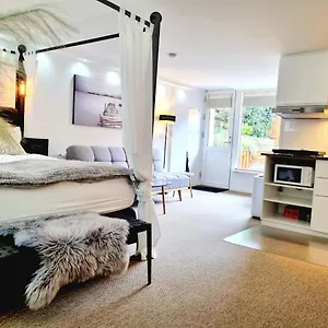 Apartment Neptun Studio-apartment With Terrace., Kopenhagen