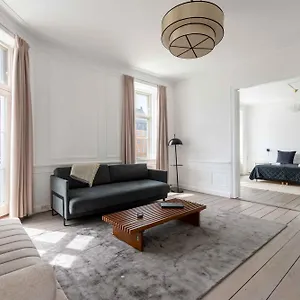 Apartment Chic In Vibrant Area By Canals, Copenhagen